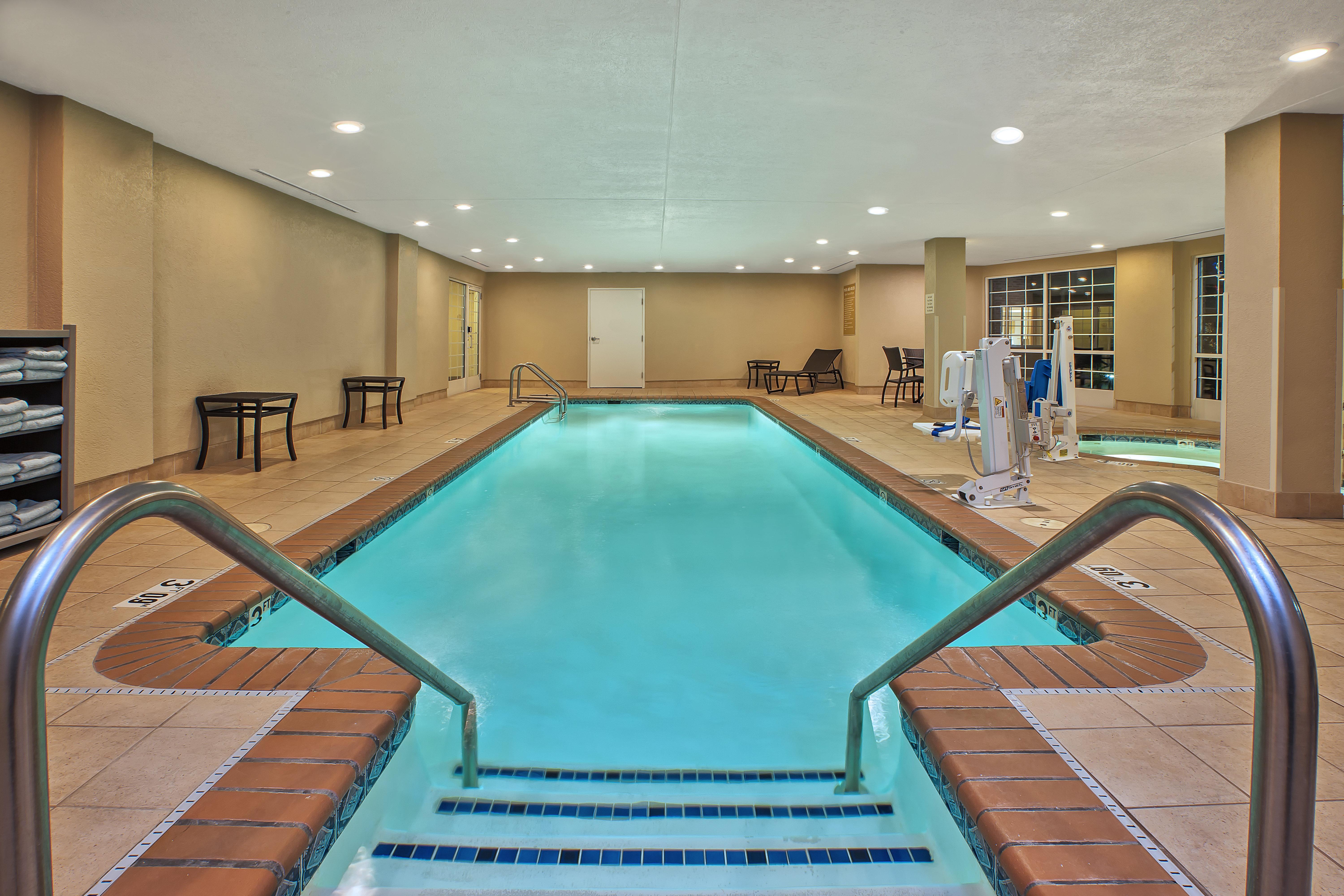 Candlewood Suites Indianapolis Northeast By Ihg Экстерьер фото